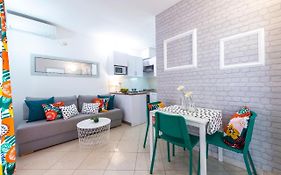 Niko'S Charming Apartment With Free Parking